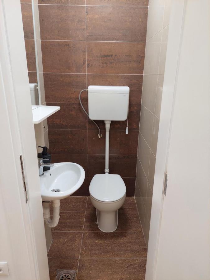 City Passage Apartments- Rooms Novi Sad Exteriör bild