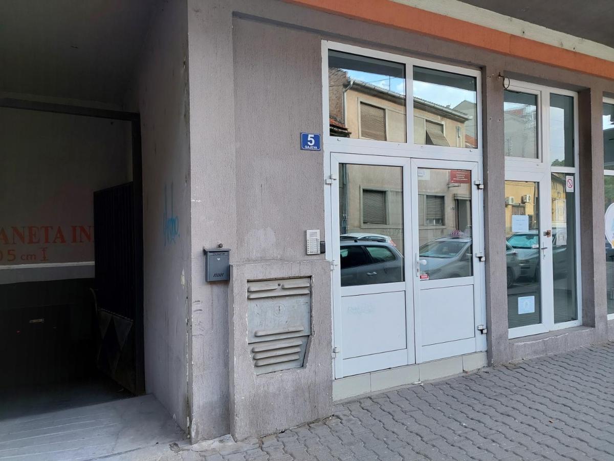 City Passage Apartments- Rooms Novi Sad Exteriör bild