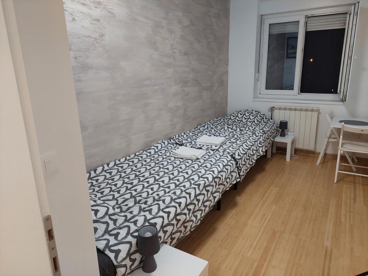 City Passage Apartments- Rooms Novi Sad Exteriör bild